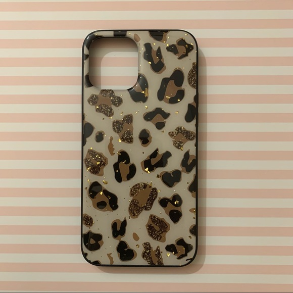 Accessories - iPhone 12 Pro Max Shiny Hard Shell Cheetah Print Case